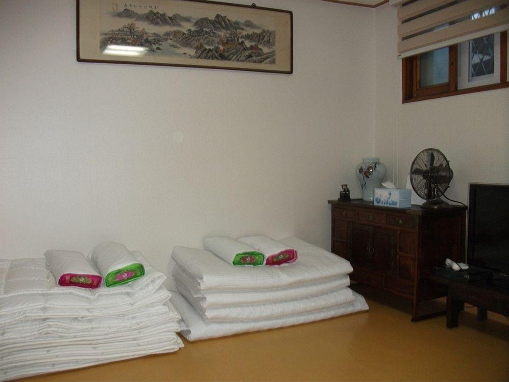 Hyosunjae Hanok Guesthouse Séoul Extérieur photo